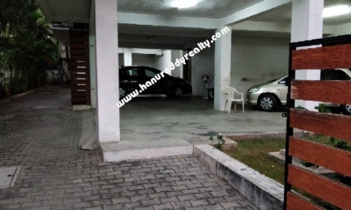  BHK Flat for Rent in Nungambakkam